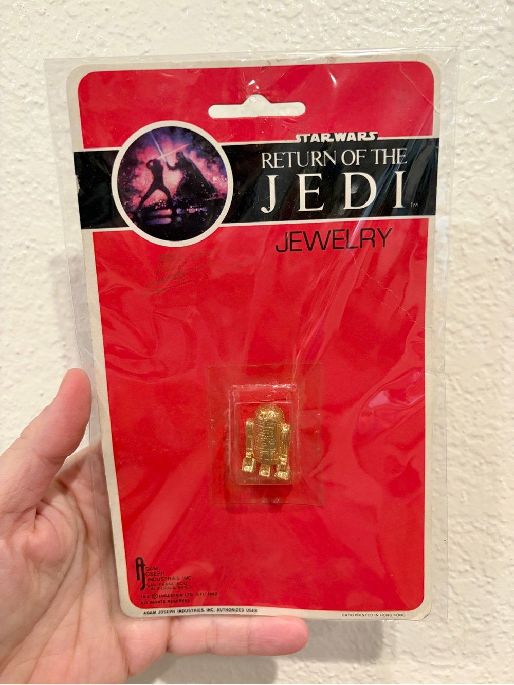 Vintage Star Wars Return of the Jedi Gold R2-D2 Pin 1983